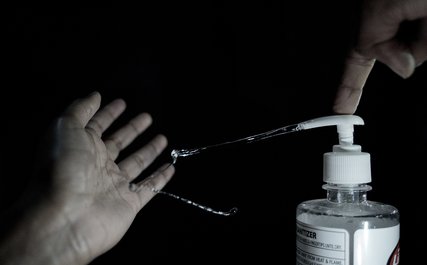 How to prevent skin reactions caused by non-compliant hand sanitiser
