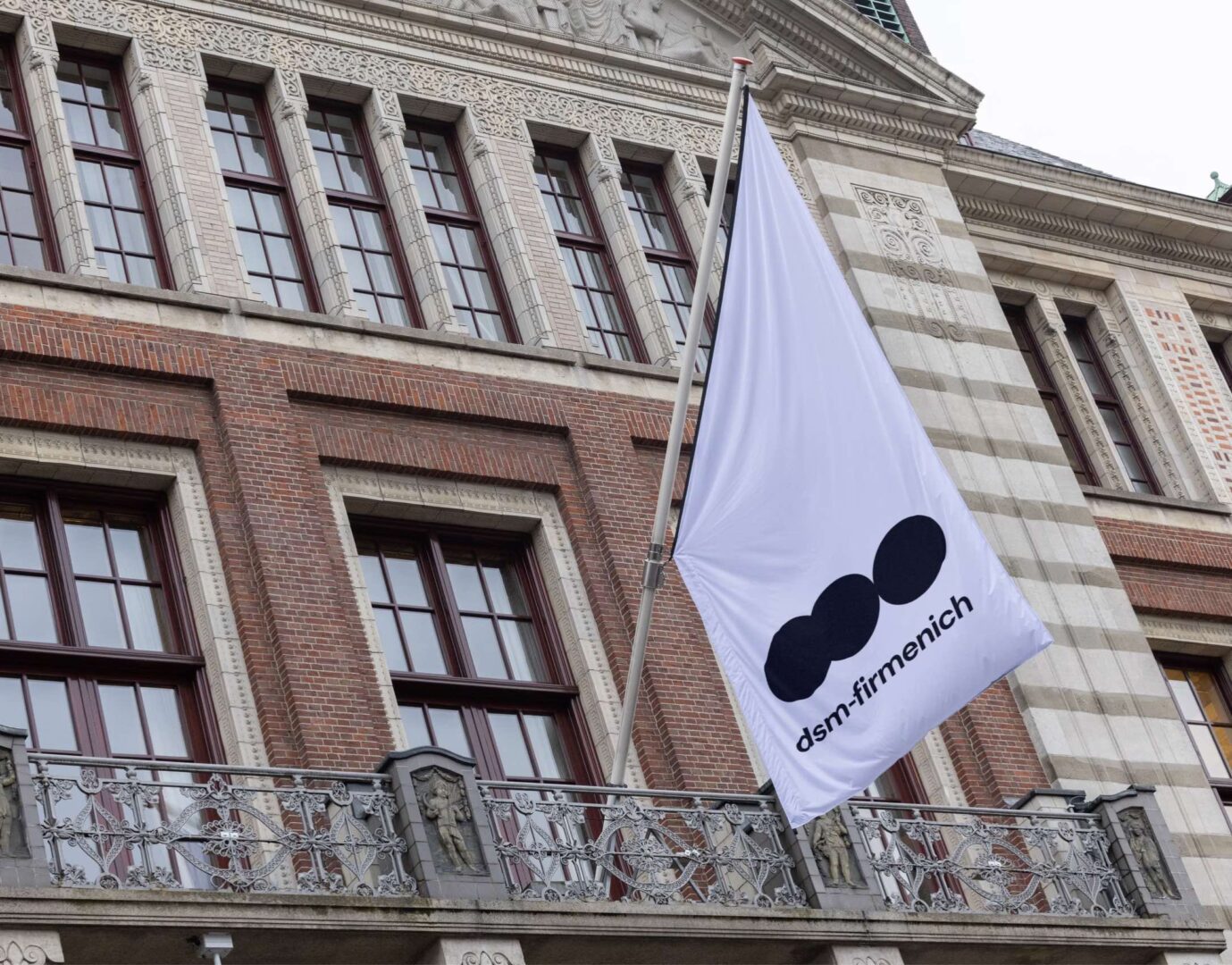 dsm-firmenich launches as an innovator in nutrition, health and beauty
